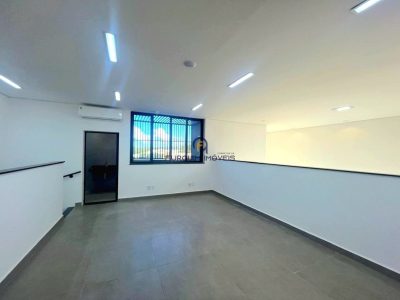 GALPÃO COMERCIAL